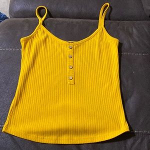 Large rue 21 crop top tank